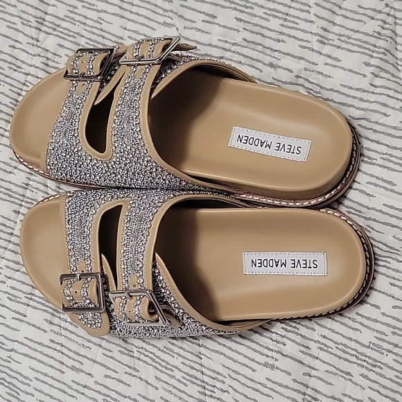 Steve Madden Shoes - Steve Madden sz 8 rhinestone slides